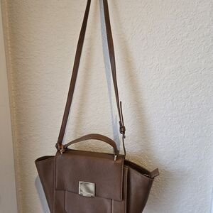 Elegant Brown Crossbody Bag